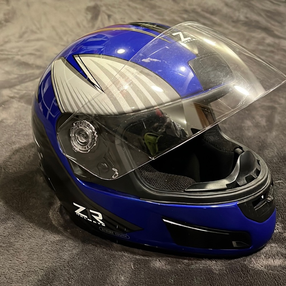 Youth L/XL Z1R Snowmobile Helemt